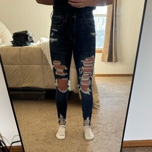 American eagle high rise skinny jeans w rips
